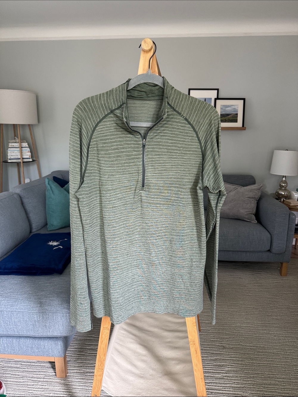 lululemon athletica Men's Olive Green Half-Zip Pullover